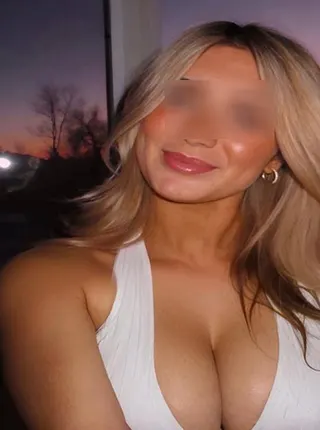 Wanda, 51 in Neu-Ulm